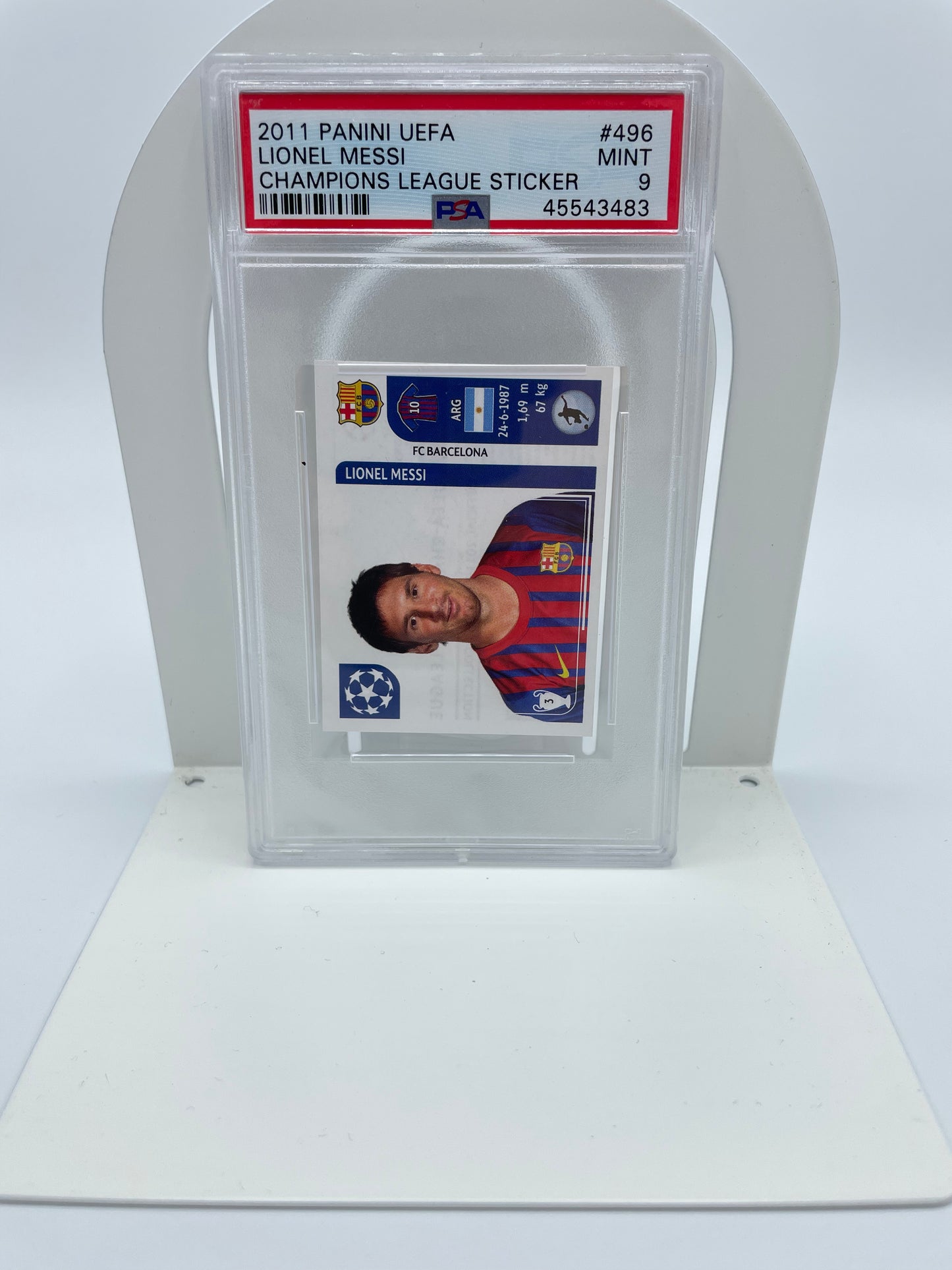 2011 Panini UEFA Lionel Messi PSA 9